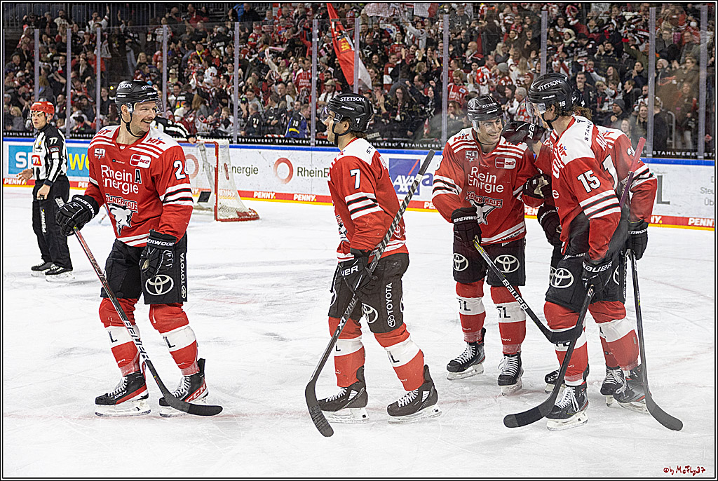 PENNY DEL;  Kölner Haie - Loewen Frankfurt; Köln, 18.12.2022